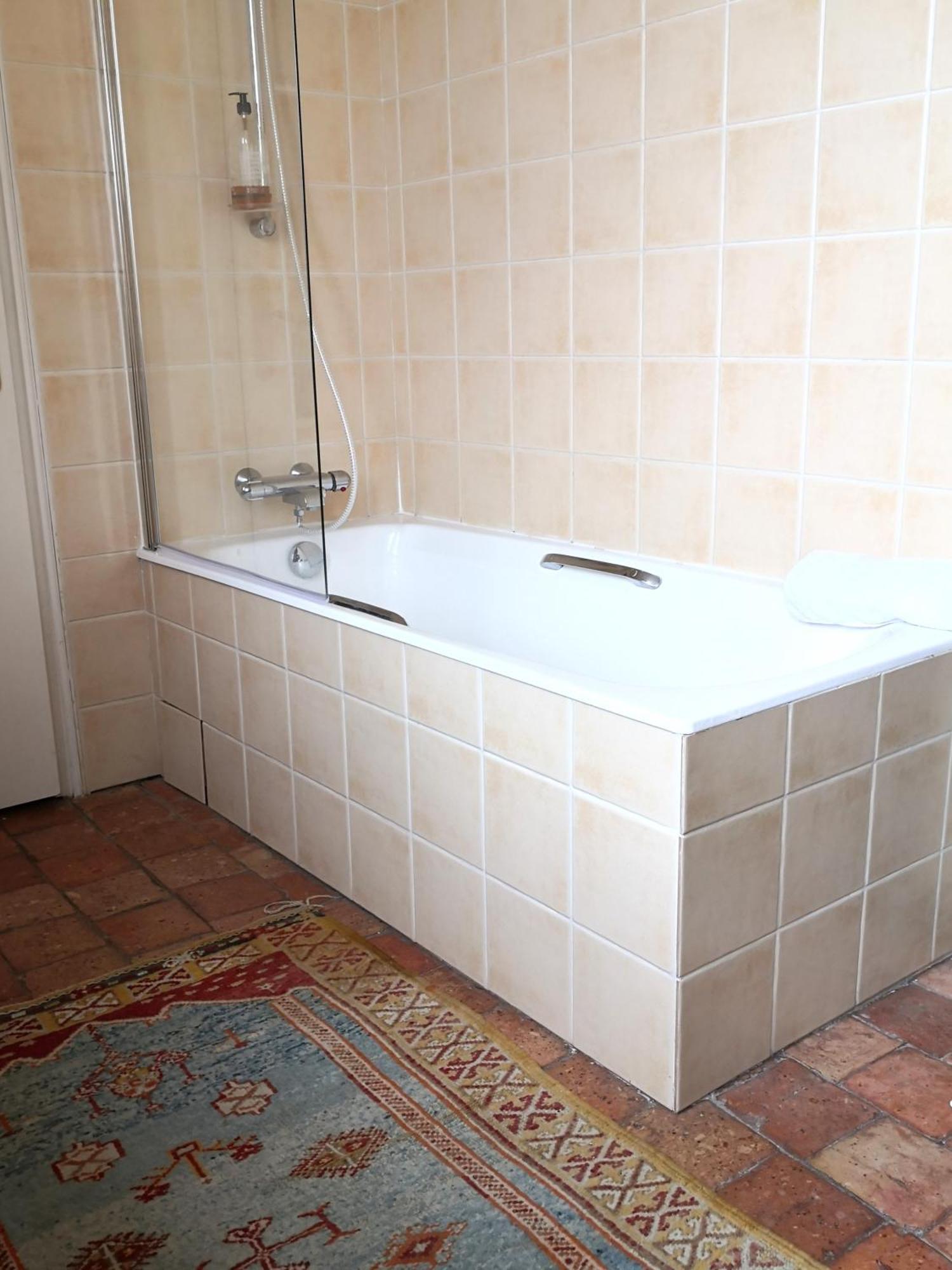 Le Nid De Dany Bed and Breakfast Cosne-sur-Loire Exteriör bild